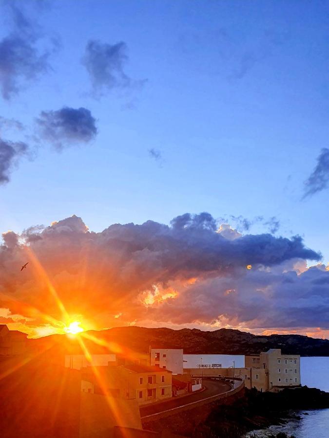 Appartamento Oltremare vista mare La Maddalena  Esterno foto